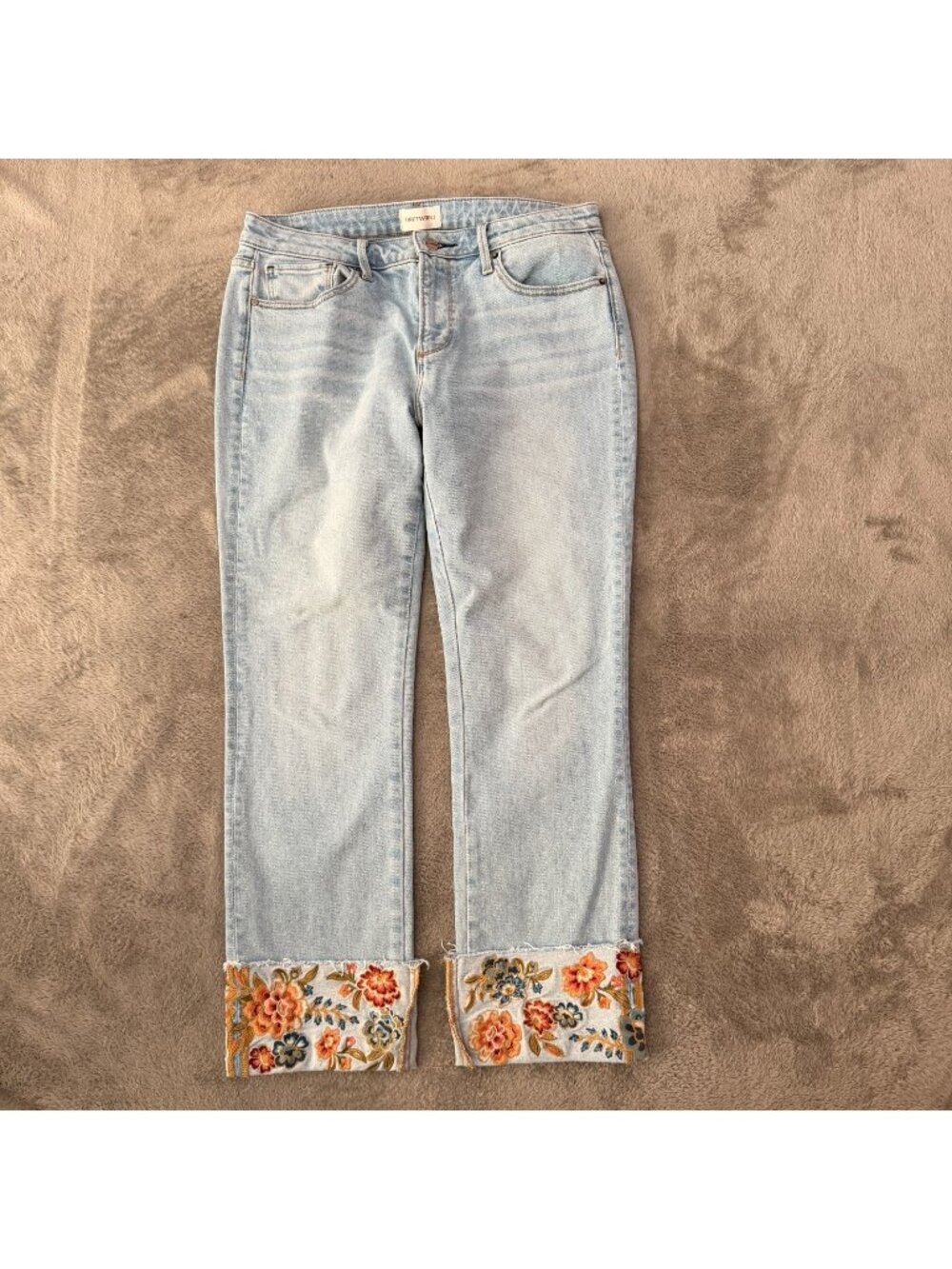 Driftwood Colette Embroidered Hem Straight Leg Cuffed Jeans Womens 8